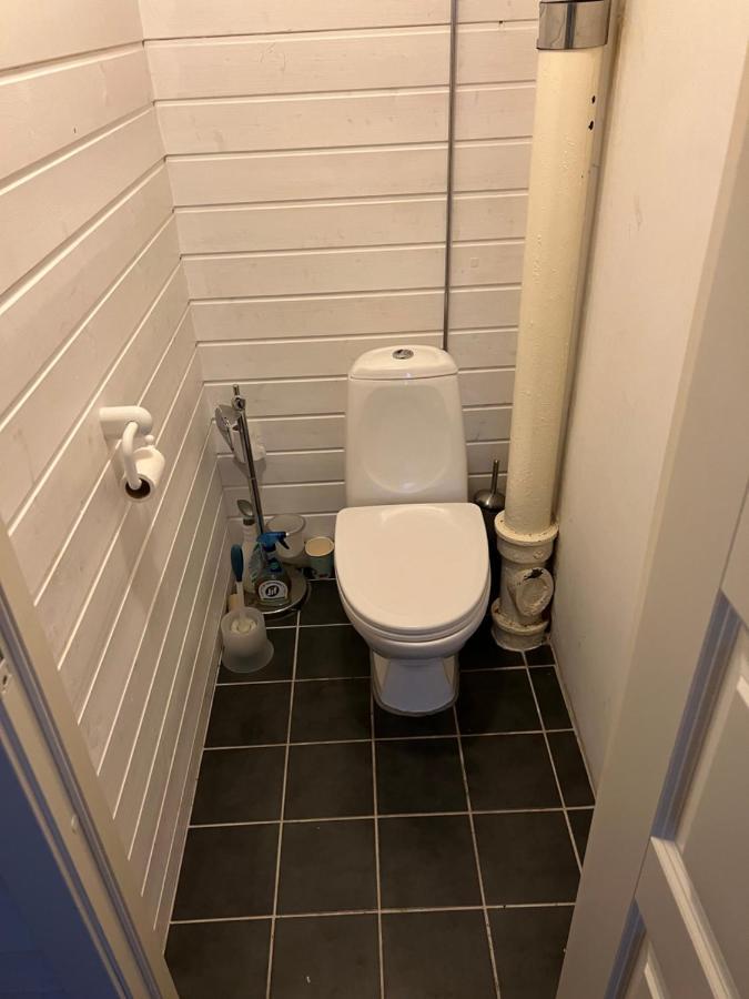 Bedroom In City Centre, No Shower Available Ålesund Zewnętrze zdjęcie